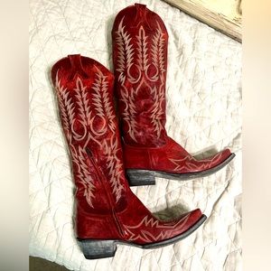 Barely worn Old Gringo Red Mayras sz 8.5 tall boots